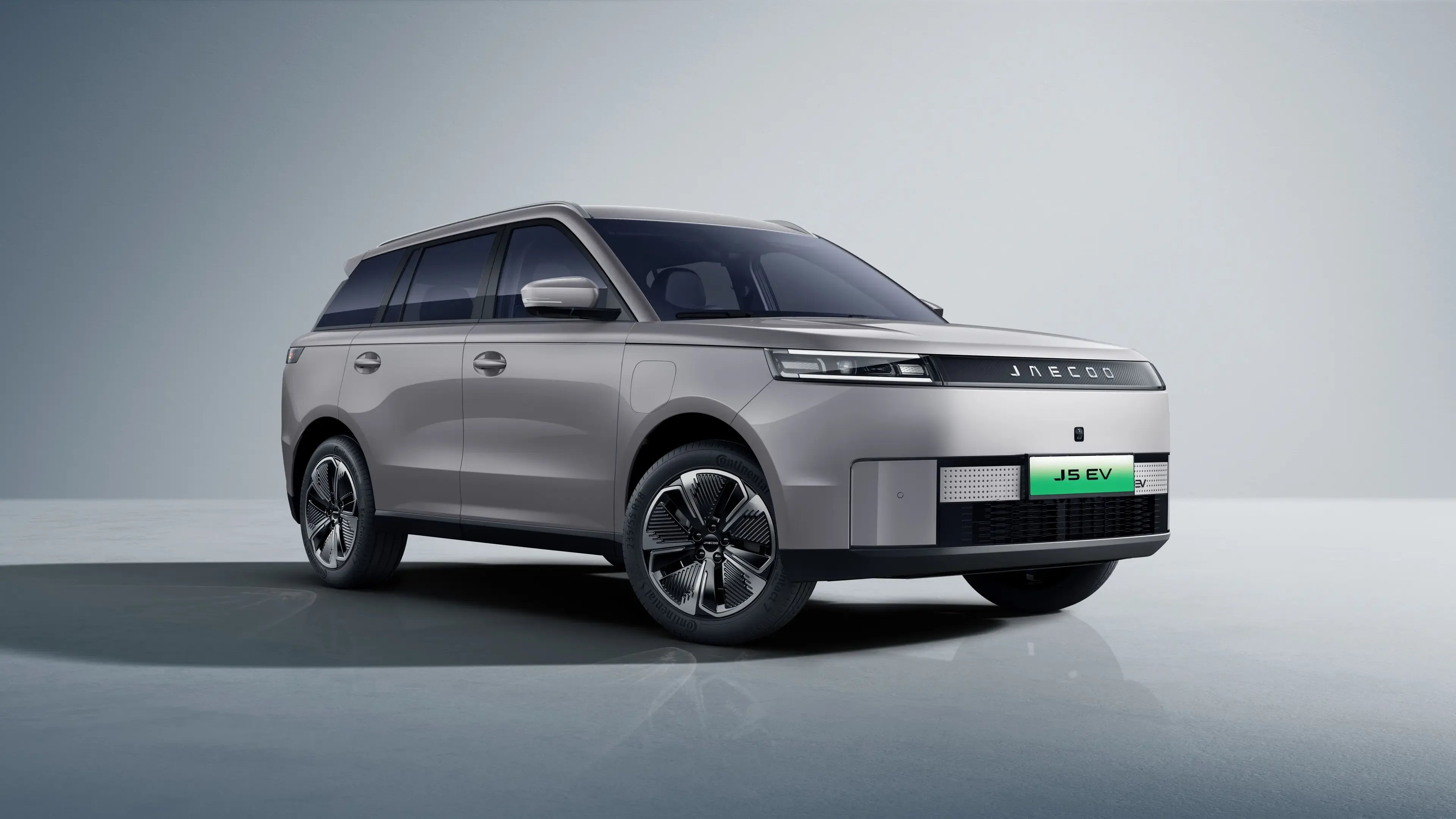 Jaecoo J5 Standard vs Premium