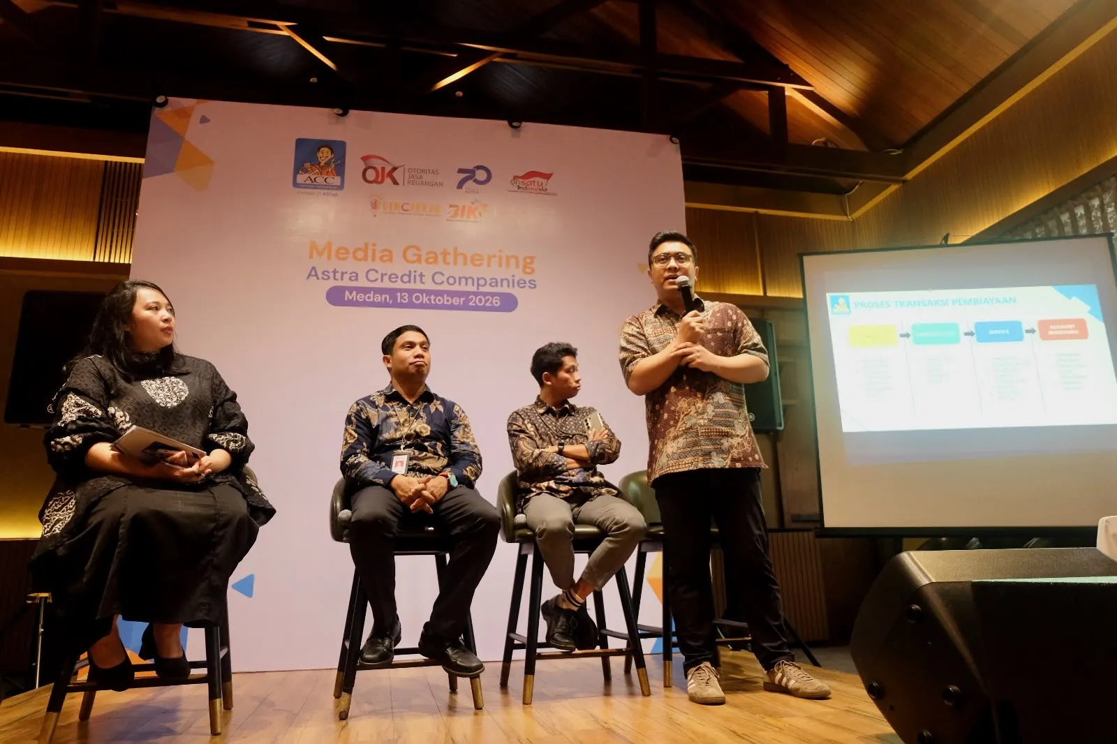 ACC Sinergi Dengan OJK Tingkatkan Literasi Keuangan di Medan